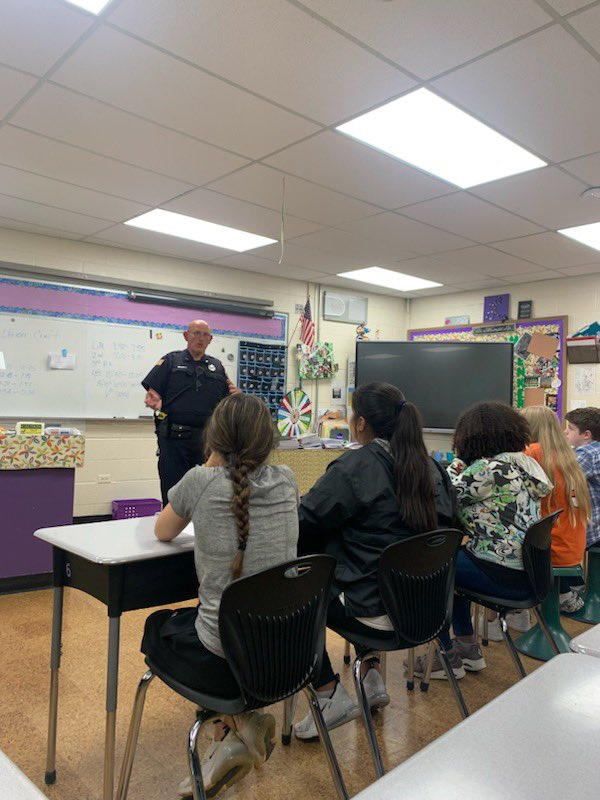 GMS7thmath tweet media