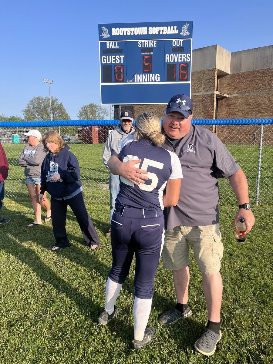 BigE7171's tweet photo. Great night for @_zoenoel_ at the ball park. Lots of family an friends there to cheer her on. Only so many of these nights left… https://t.co/E2ZMoskiXz