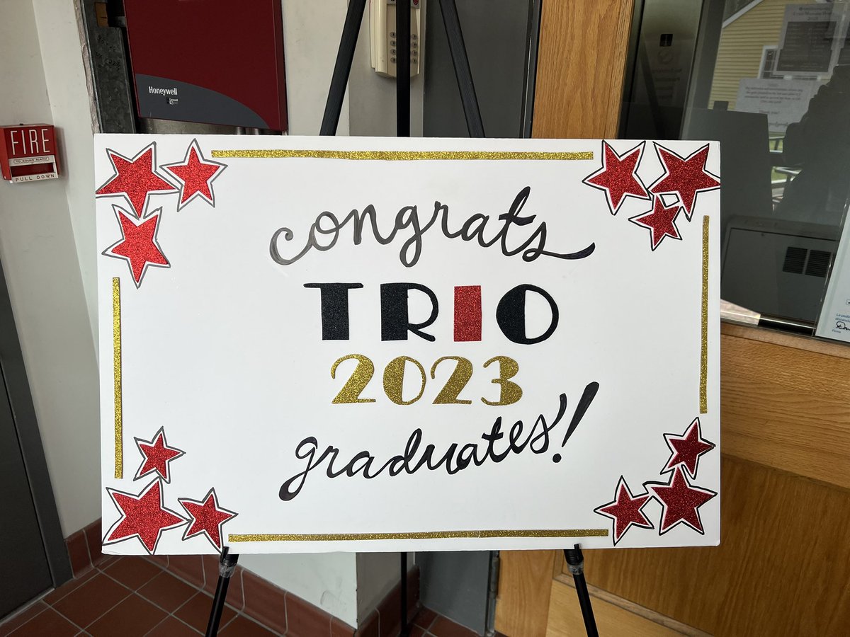 jvmezquita's tweet photo. Congratulations to our @northshore_cc TRIO Student Support Services graduates!!! @NSCCPREZBILL #trioworks #TRIOSSS #communitycollege #NSCCProud https://t.co/NgYNJSBJQt