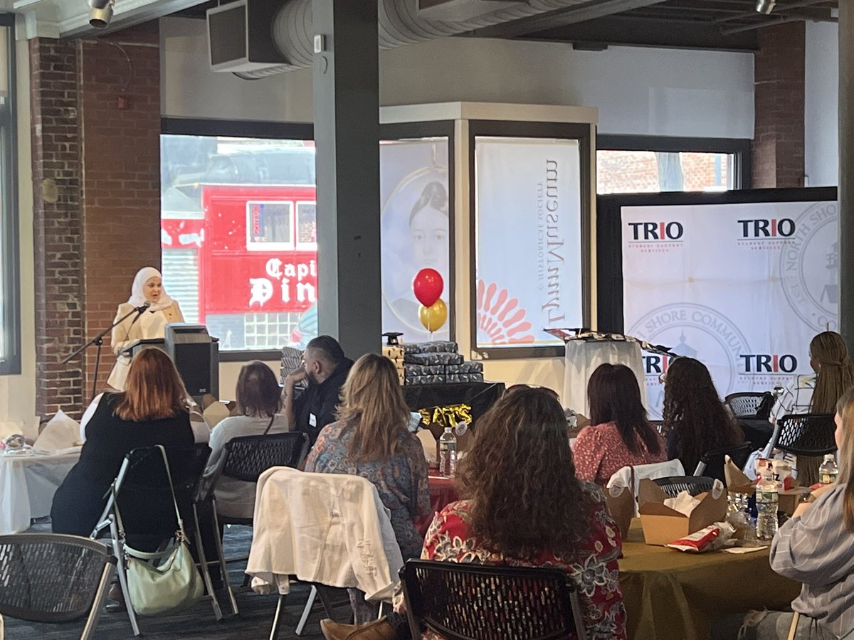 jvmezquita's tweet photo. Congratulations to our @northshore_cc TRIO Student Support Services graduates!!! @NSCCPREZBILL #trioworks #TRIOSSS #communitycollege #NSCCProud https://t.co/NgYNJSBJQt