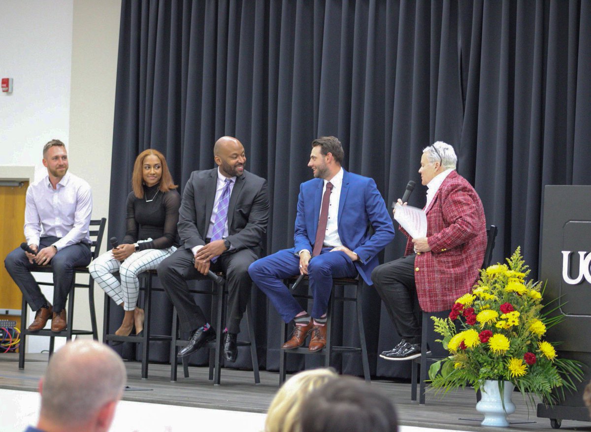 UofChasAD's tweet photo. We had a wonderful athletics fundraising dinner last evening, which culminated with a panel discussion. The panel was comprised of our former SAs that played or are playing at the professional level. This crew was so impressive! Love these four humans! https://t.co/vrYgGHs0hf