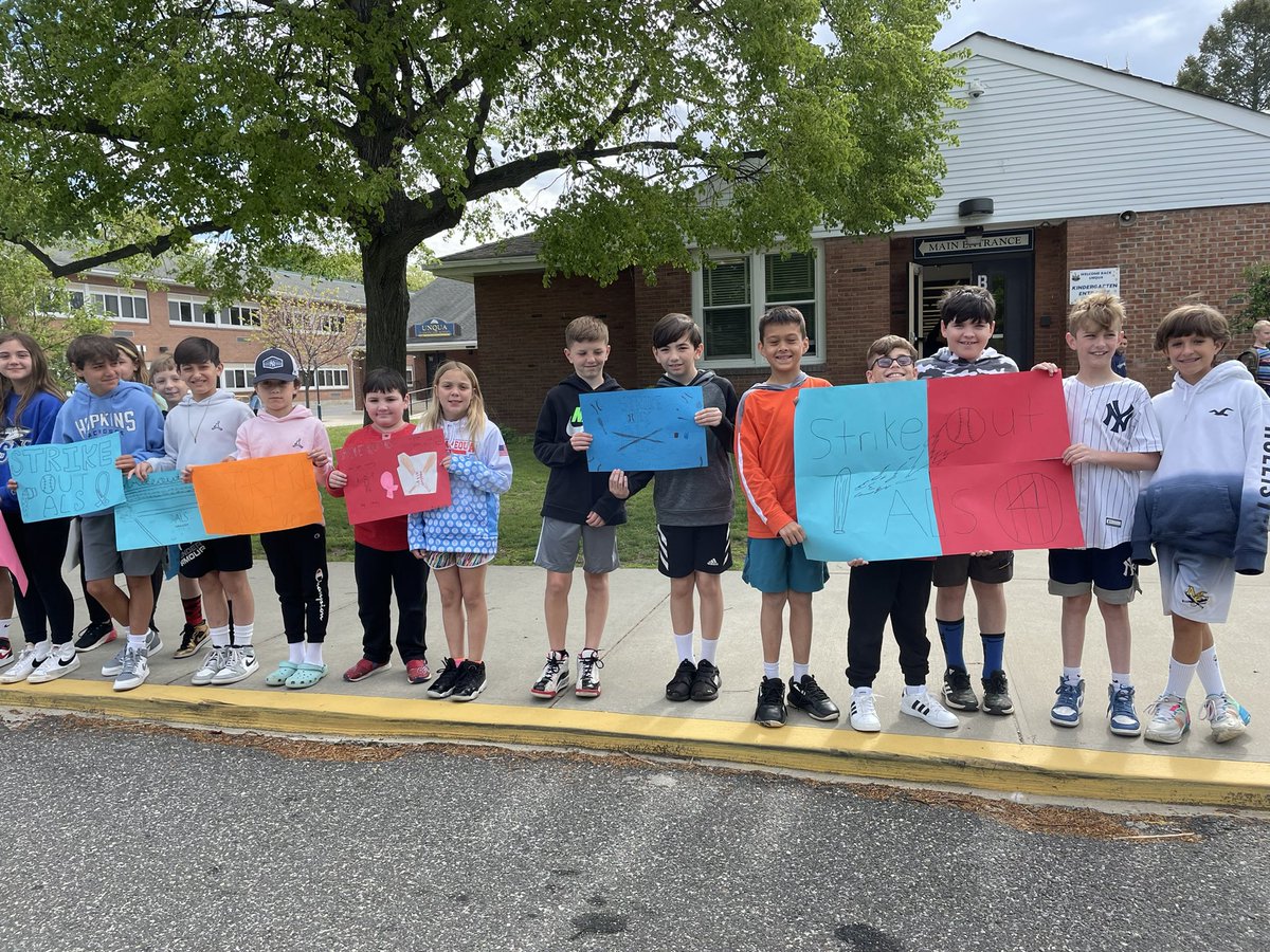 Mrs. Chalil tweet media