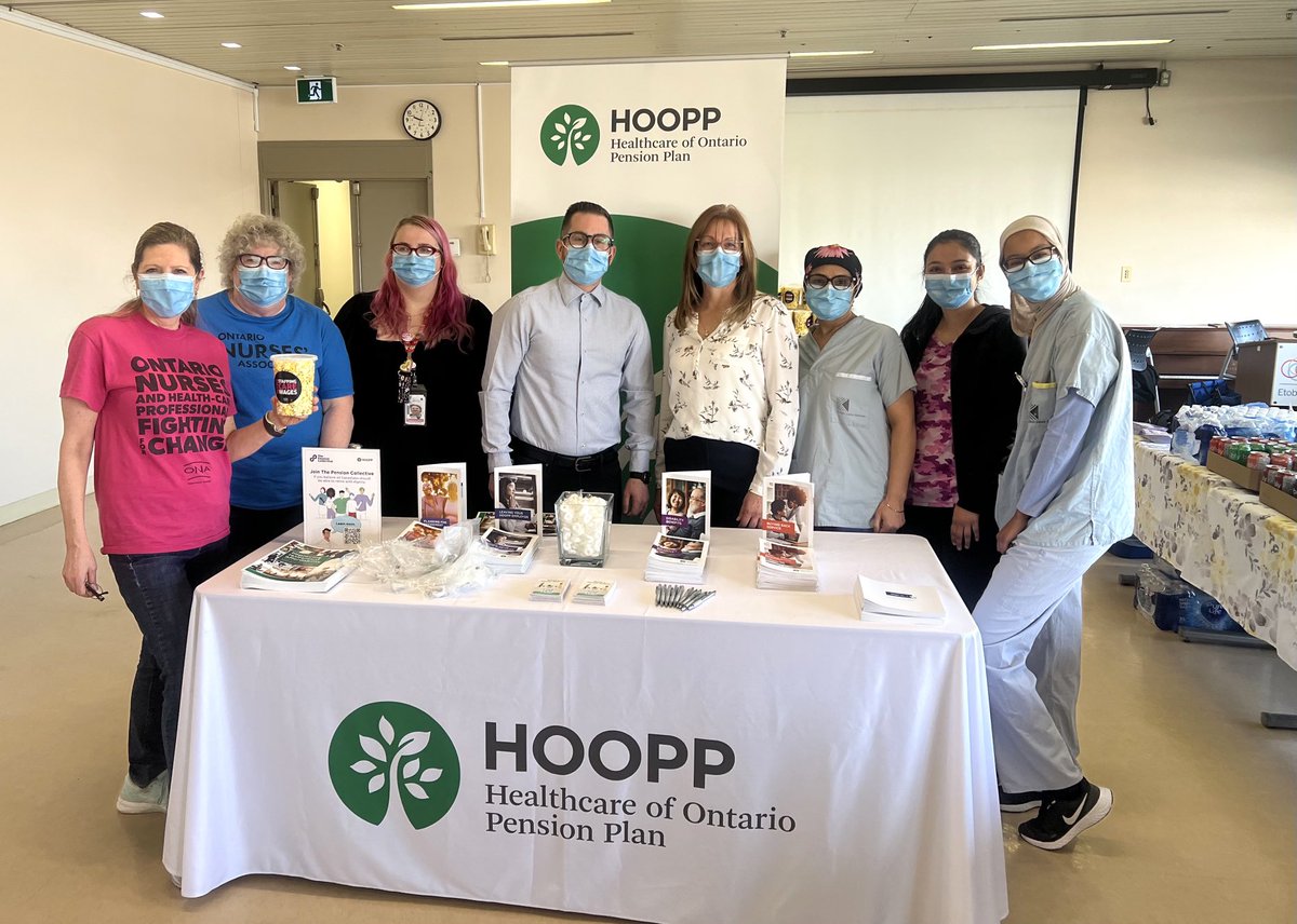 missyspaniel's tweet image. ⁦@ontarionurses⁩ Local 43 celebrating Nurses with our partners from ⁦@HOOPPnow⁩ #NursingWeek2023