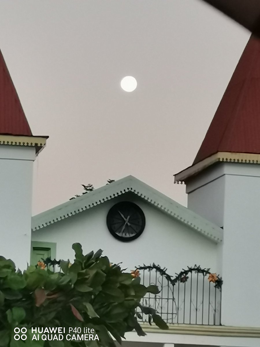 irigorcha's tweet image. Nuestra bella luna 🥰💛🌕🌃