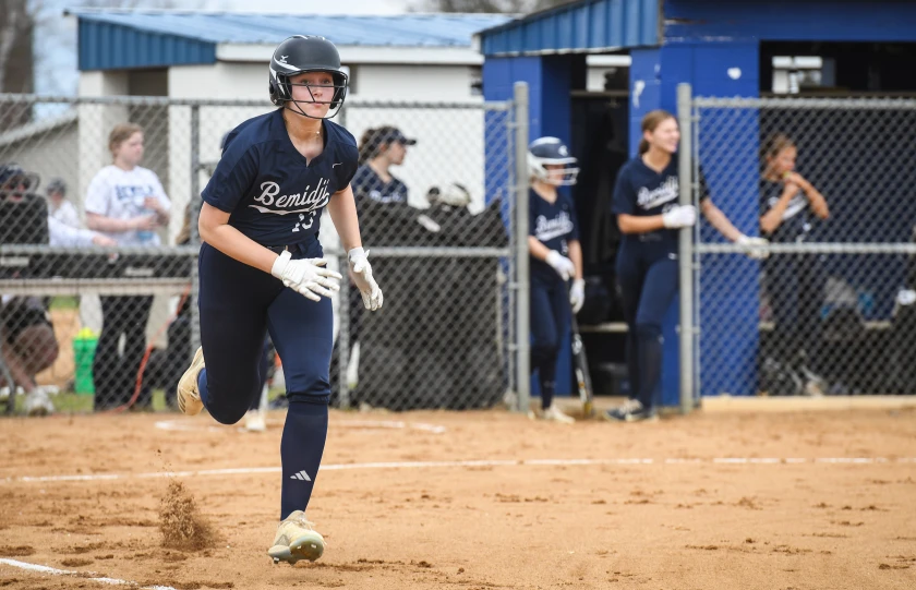 BemidjiSports's tweet photo. SOFTBALL: Timely hits lift Lumberjacks to doubleheader split with Duluth East https://t.co/BS5eLRmQLZ https://t.co/Rc5vZF3uGl