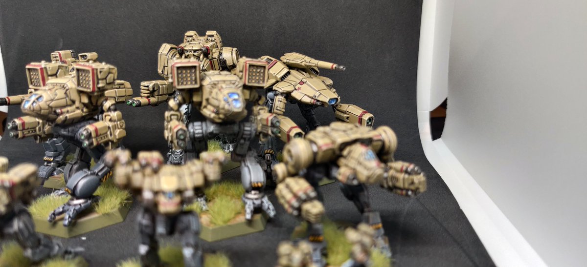 thelaughingson's tweet photo. Painted up some Clan Wolf Beta Galaxy a while back. Wanted to share here since I lurk on occasion. https://t.co/fo18aIZhXC