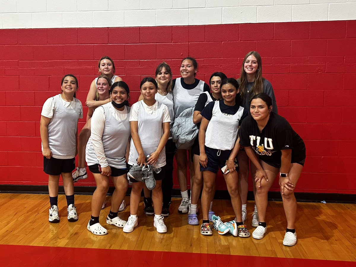 Lee Girls Basketball tweet media