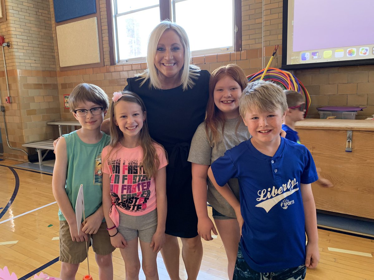 Amy Toebben tweet media