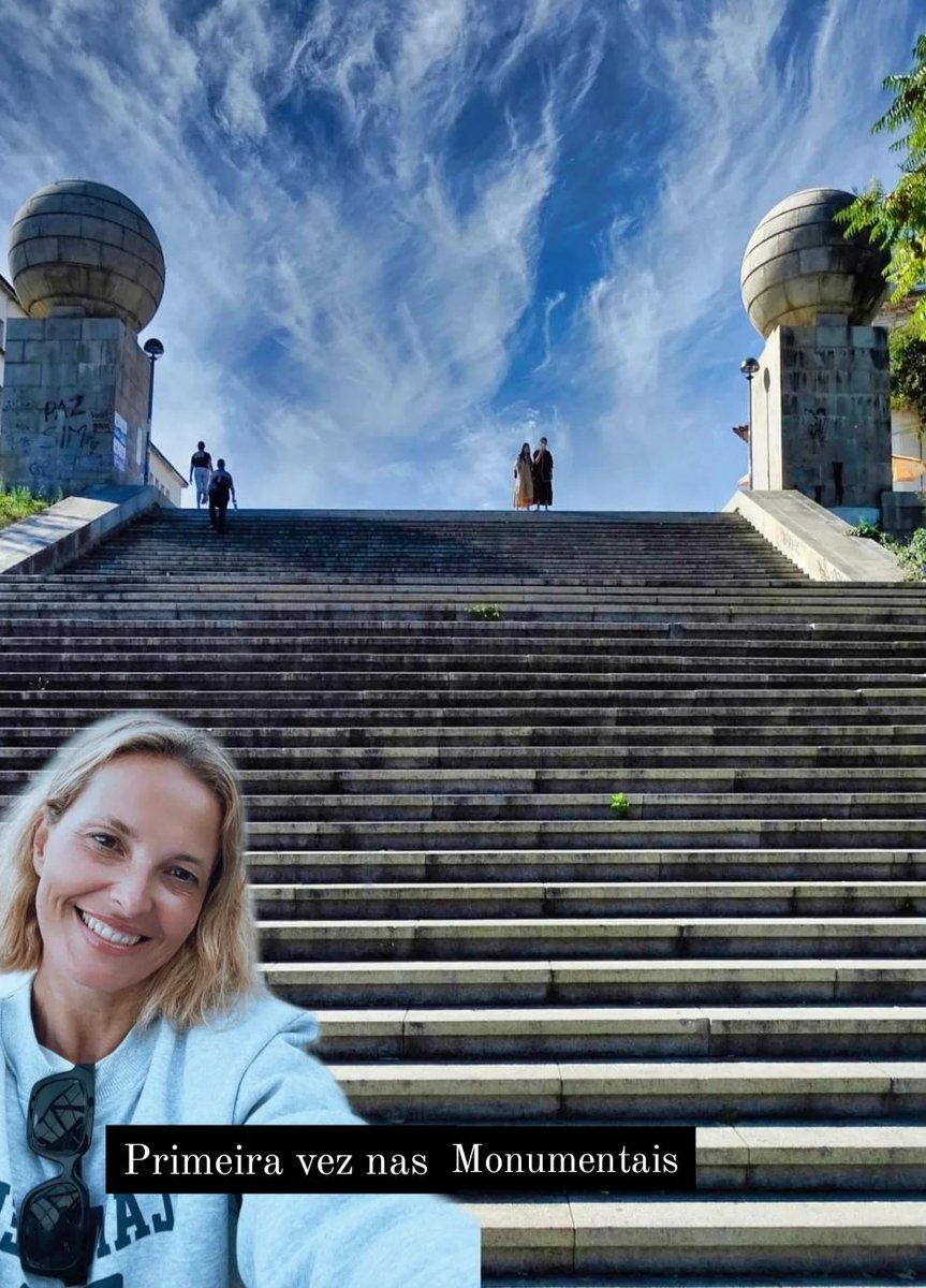 Tininha visita o polo I
