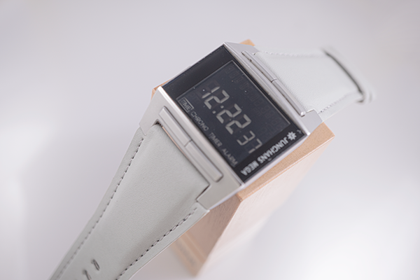 junghans_jp's tweet photo. MEGA1000用弊社オリジナルストラップの新色販売開始、今回は3色を用意しました
https://t.co/DFAt4QGiLO
#MEGA1000 https://t.co/O9iBhOzKSe