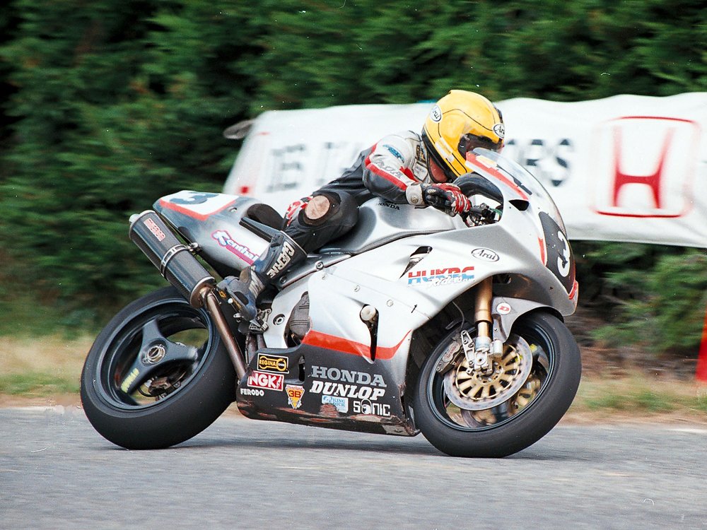 No #WheelieWednesday instead just a photo of the greatest road racer of all time. Joey Dunlop, incase you didn't know the Joey Dunlop foundation gazebo is just before Church corner.
#Nw200 #IOMTT #Kingofthemountain #Motogp #Worldsbk