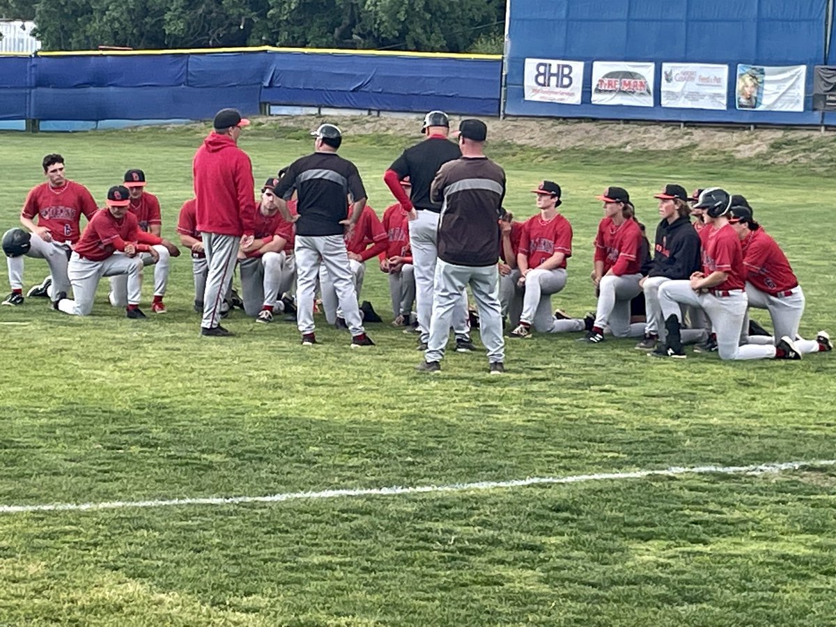 SCHSTritons's tweet photo. Triton Baseball battles all the way, had their chances but ultimately sees their excellent season come to an end at Westlake in CIF-SS 2nd Rd. Chase Brunson 2 for 3 with another bomb to center. Seniors will be missed - leadership &amp; chemistry. 👍💪⚾️⁦@ocvarsity⁩ ⁦⁦ https://t.co/oMqfH37aGf