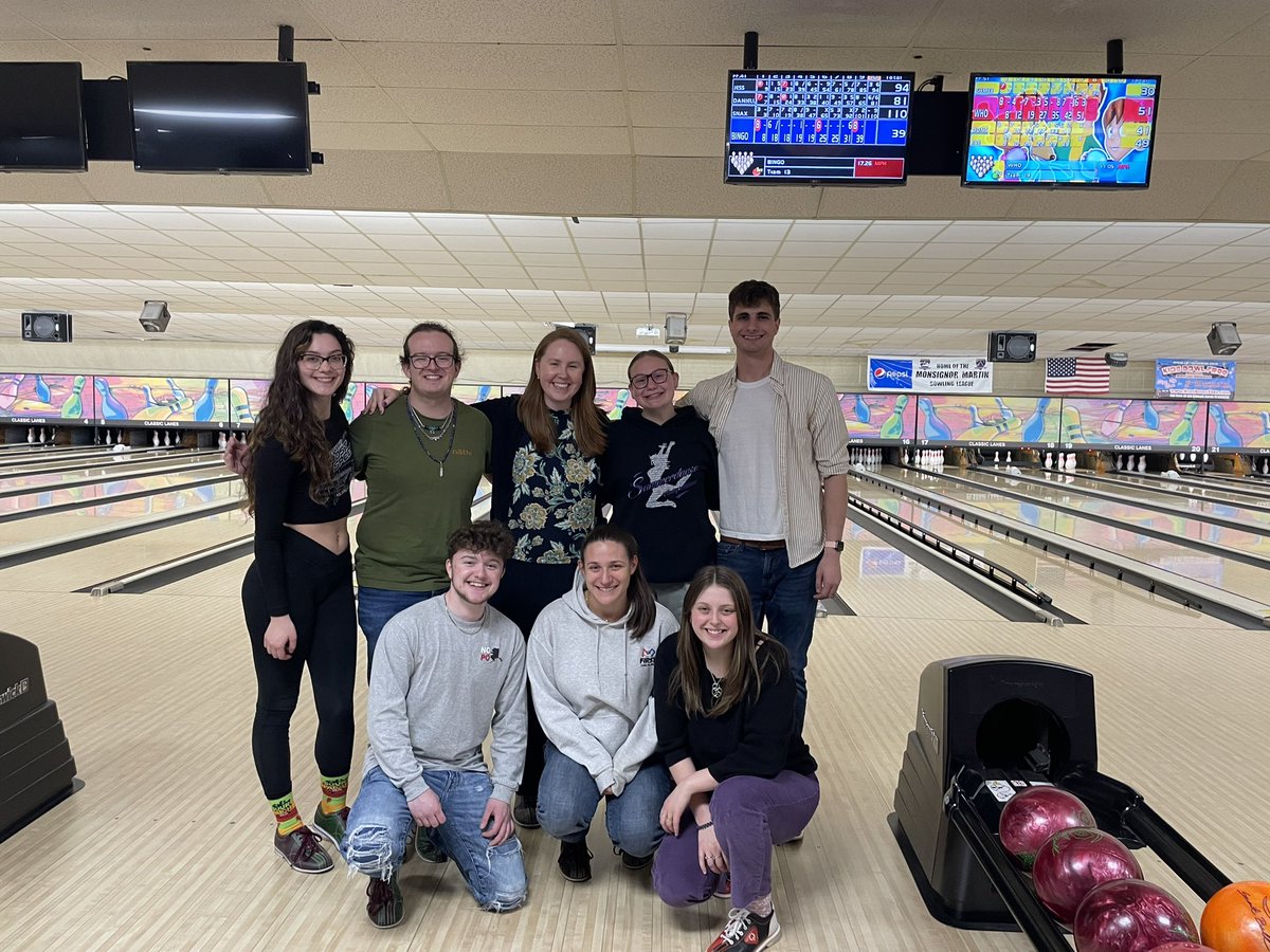Dr. Jessica Swenson (@jessswen) on Twitter photo End of year lab bowling party was a success! We will miss you Max! <a href="/DuncanMullins2/">Duncan Mullins</a> <a href="/UBEngEd/">UBuffalo | Engineering Education</a> End of year lab bowling party was a success! We will miss you Max! <a href="/DuncanMullins2/">Duncan Mullins</a> <a href="/UBEngEd/">UBuffalo | Engineering Education</a>