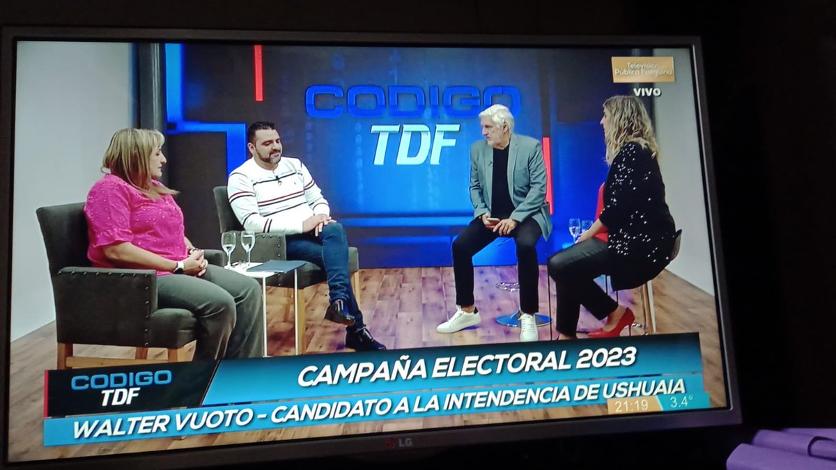 “Siempre jugué en equipo”

<a href="/WalterVuotoTDF/">Walter Vuoto</a> 
<a href="/MunizSicca/">Gabriela Muñiz Siccardi</a> 
<a href="/codigotdf/">CodigoTDF</a>