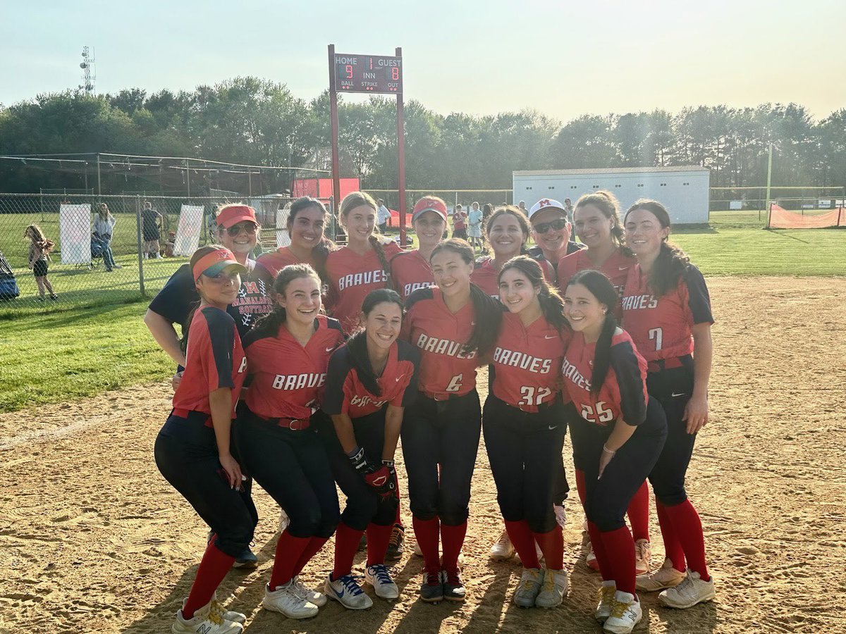 MHSBravesSB's tweet photo. 🥎Your Lady Braves have won the last two games!! Sophia Heckel ☄️with the game winning hit in the bottom of the 10th that drove in two runs to win today’s game!! Great pitching by Amanda O’Donnell and Rosie Mager. Amazing game ladies!! 🥎

Manalapan 9
Middletown South 8 https://t.co/3mvu0F9SiH