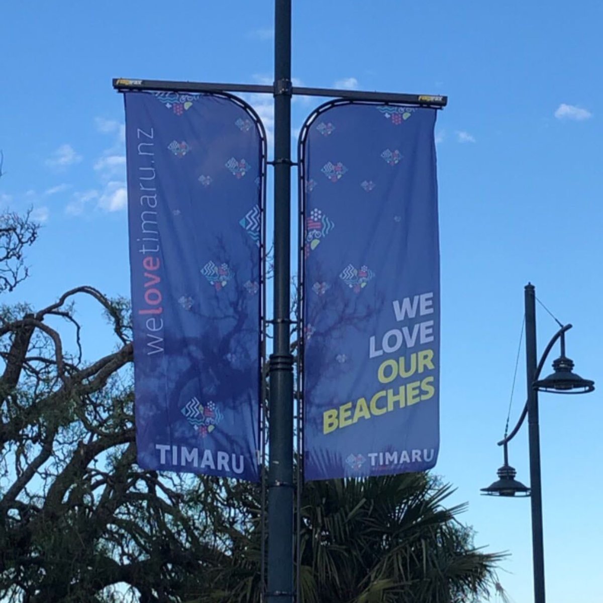 yellowdesignnz's tweet photo. Timaru – this place of shelter. The beauty of nature surrounds us, the beach and mountains at our fingertips. Our heart is our people, our families and our friends. We love sailing, flying kites and biking. We love snow and our outdoors. We love Timaru. https://t.co/RA4i6TnGMM https://t.co/aOoyqScKsR