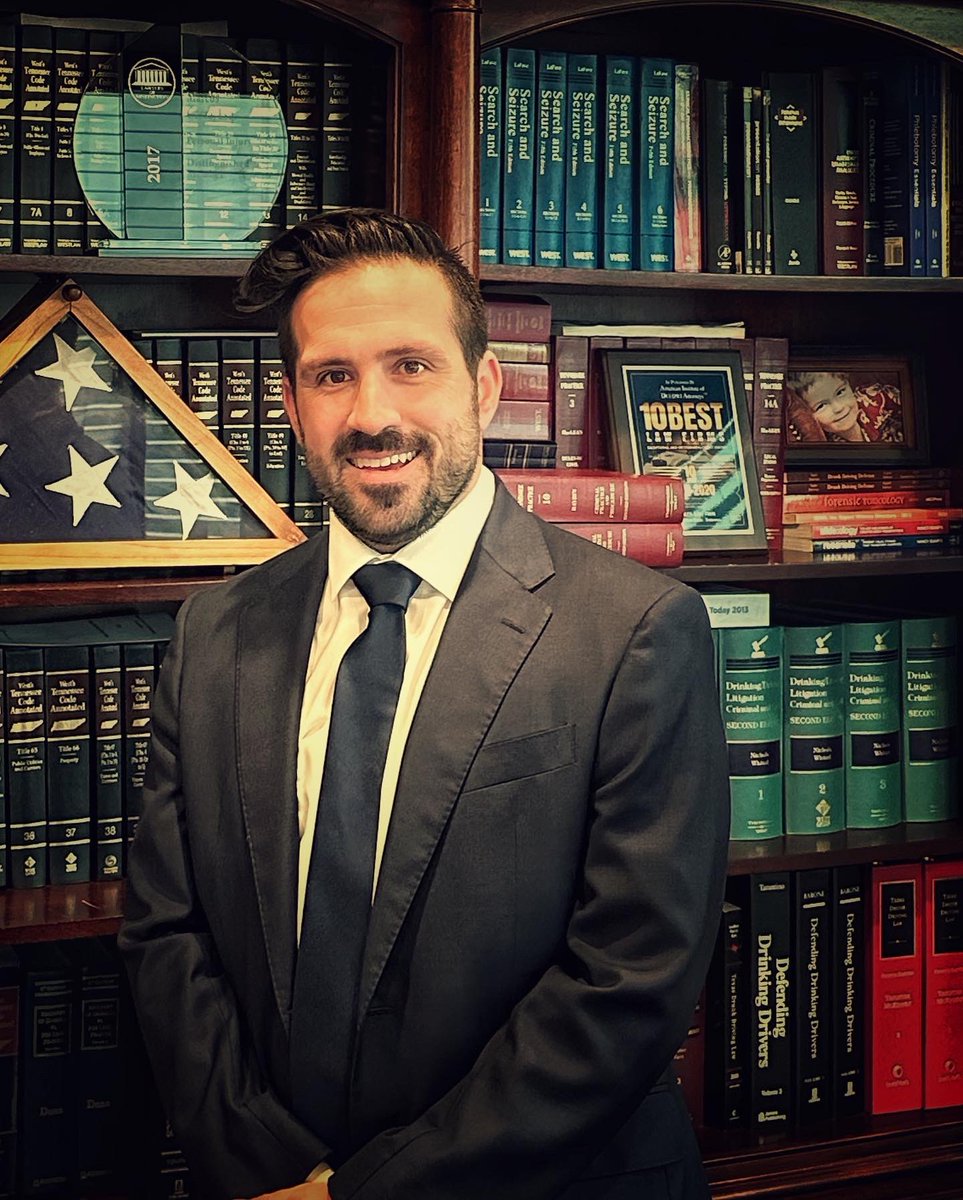 BrockWillis's tweet photo. Another semester down, now 2/3 a lawyer! Looking forward to what the summer holds. Stay tuned! #lawschool #futurelawyee https://t.co/SM6J3tXY0a