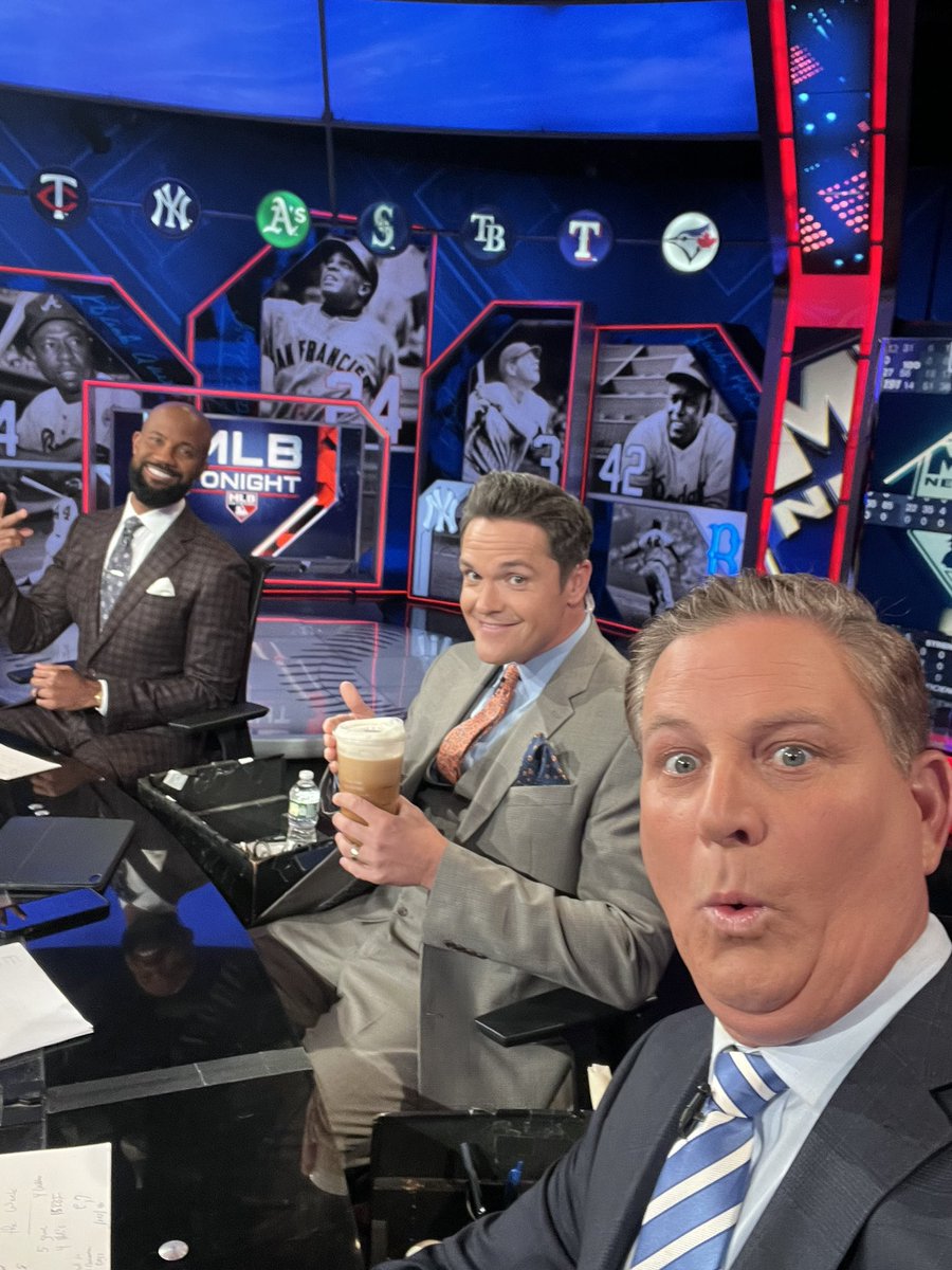 Showtime !! MLB2NITE..8:00-9:40PM ET ONLY on @MLBNetwork …. With Greg Amsinger and @CY24_7 !