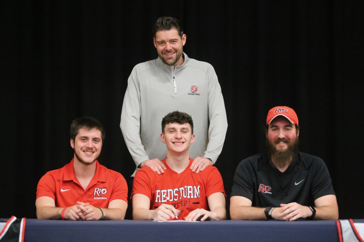 Ryan Arrowood tweet media