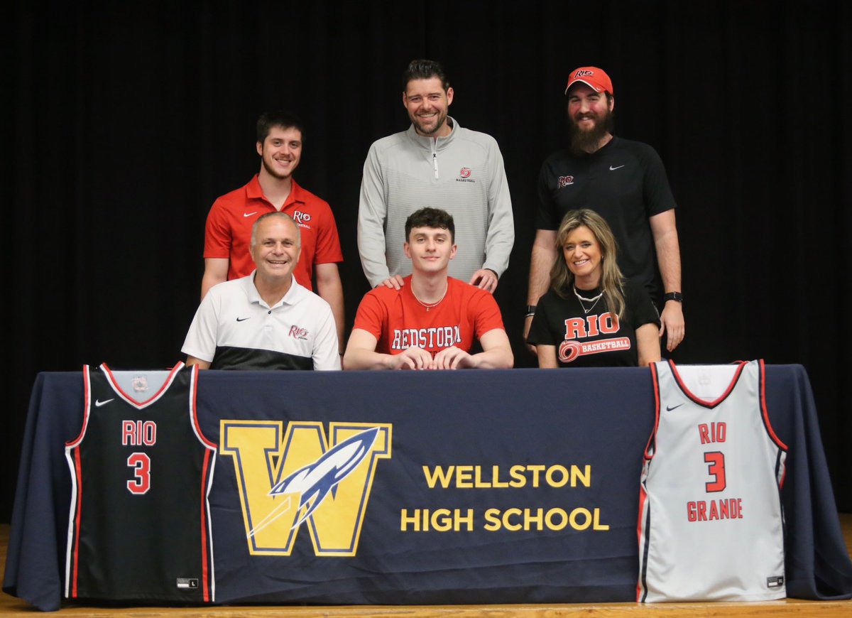 Ryan Arrowood tweet media