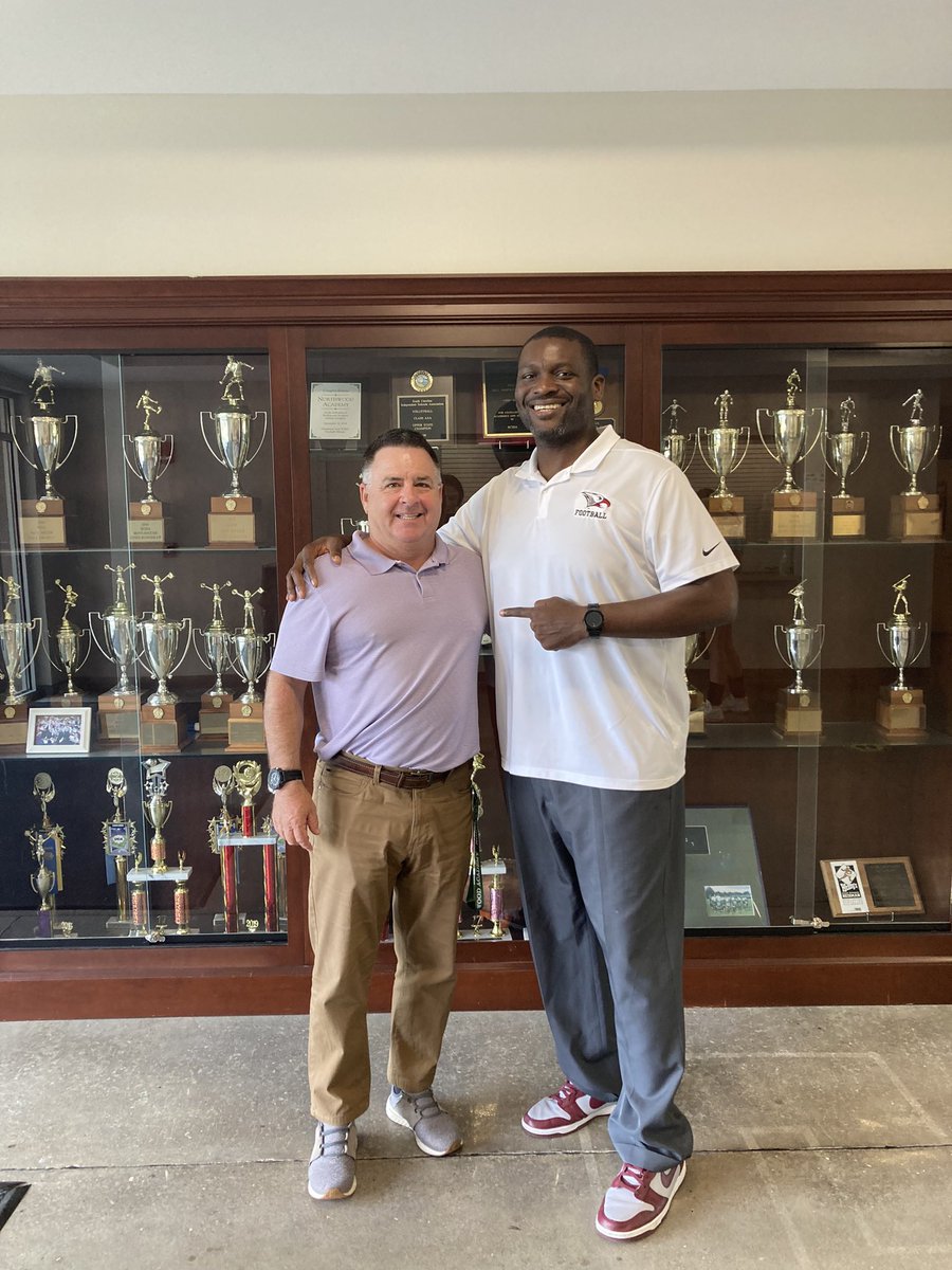 CoachFBWaters's tweet photo. A good day for Northwood Academy. In the morning @corypeoples of Georgia State checking in and afternoon @CWilliams8076 of National Champion NC Central stop by to ask about our student-athlete. Things starting to happen at the “Wood”
#ChargerFootball
#NextLevel https://t.co/FzHMFkCr2R