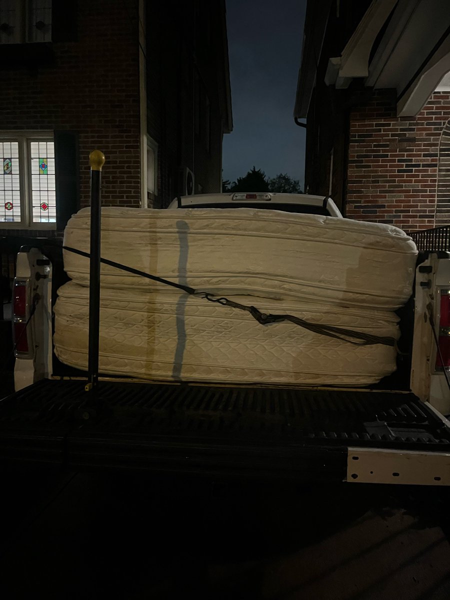 Junk and Mattress Removal at Point Breeze, Pittsburgh, Allegheny County, Pennsylvania
Get Your Space Back with Our Top-Quality Old Mattress Removal Service

#pittsburgh
#pittsburghpa
#PittsburghPennsylvania
#Pennsylvania
#alleghenycounty
#alleghenycountypa