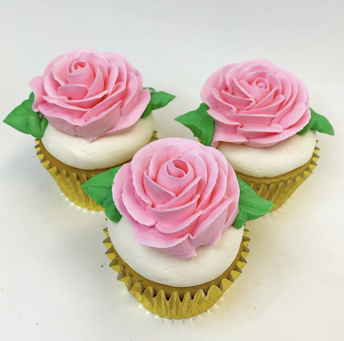 CinderellaCakes's tweet photo. Mother’s Day is almost here https://t.co/ertA9VwKED