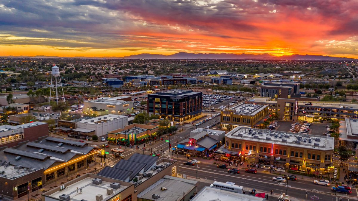 Building a strong economy doesn't just happen overnight. #EconDevWeek #NTTW23

From fiscal year 2018 to 2022, <a href="/GilbertAZEcoDev/">Gilbert Economic Dev</a> helped with 113 projects that resulted in over $1.2 billion in capital investment and more than 13,500 new or retained jobs announced.