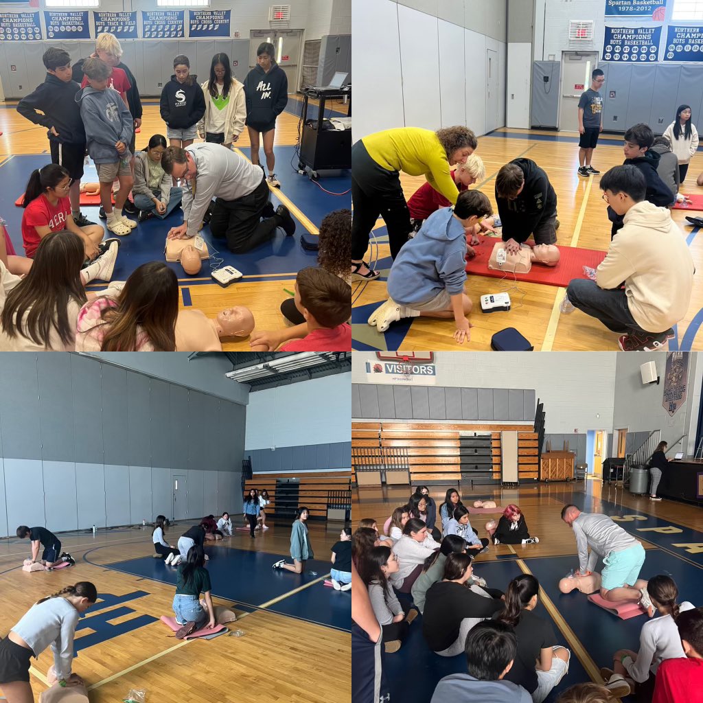 Jnitz33's tweet photo. 7th grade CPR Training in action! #hp #weare @SpeedSocSyst @HP_School https://t.co/NS1VdzIDjt
