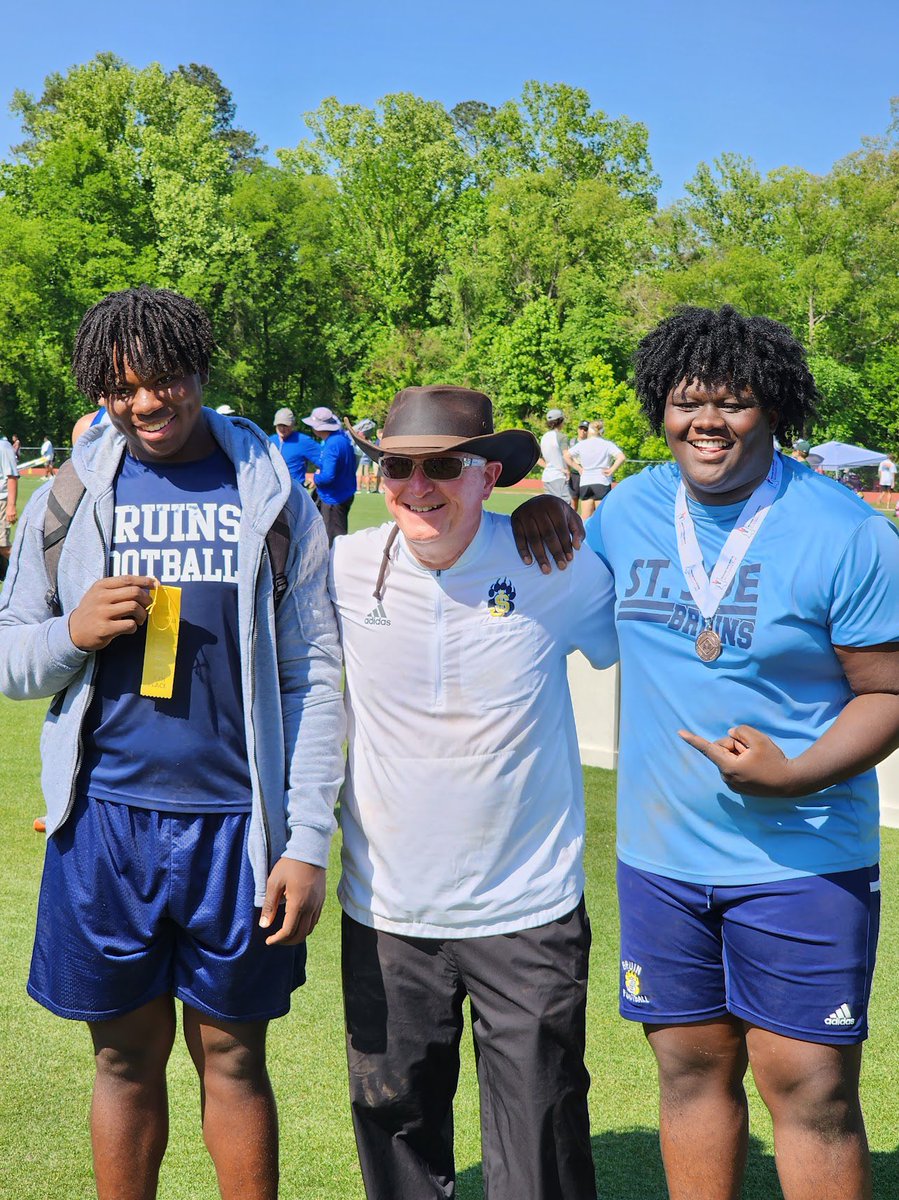 Benjamin Cheatham (@coachcheatham58) on Twitter photo Lonnie Smith (Left) owns the school record in Discus with a throw of 134-6 and Robert Clark (Right) owns the school record in Shot put with a throw of 46-2. Lonnie Smith (Left) owns the school record in Discus with a throw of 134-6 and Robert Clark (Right) owns the school record in Shot put with a throw of 46-2.
