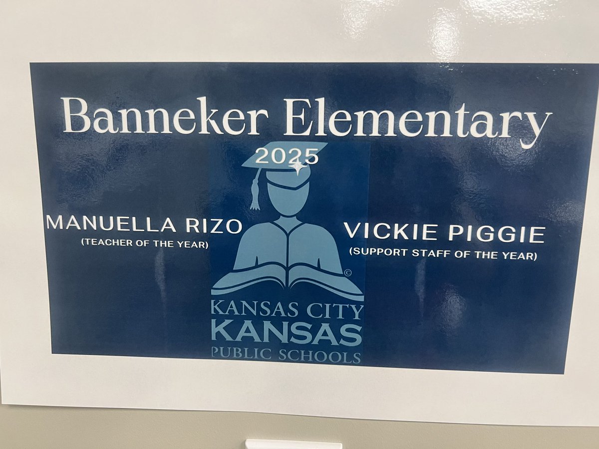 BannekerPanther's tweet photo. Such an honor to acknowledge some superstar teachers in our district. Our star teacher and teacher of the year Celebration Recognition was well deserved. ⭐️⭐️⭐️
#starteachers #TeachersoftheYear #KCKPS #Banneker #bannekerpanthers https://t.co/3bul7SuNRM