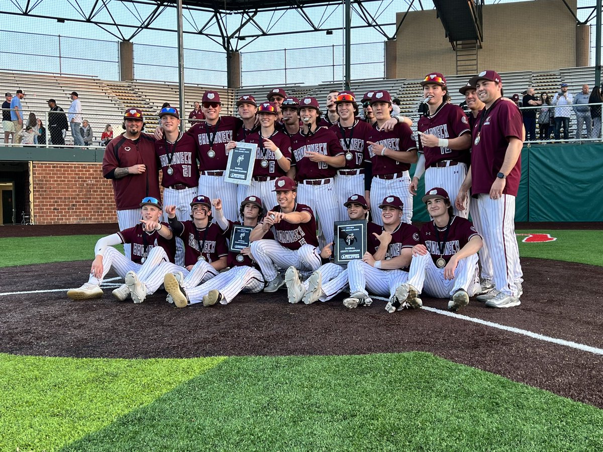 Two nights of county champs!!! Congrats to <a href="/BHSAACPS/">Broadneck HS</a> <a href="/Broadneck_Lax/">Broadneck HS Boys Lacrosse</a> and <a href="/Bruin_Baseball1/">Broadneck Baseball</a> !!! #AACPSAwesome