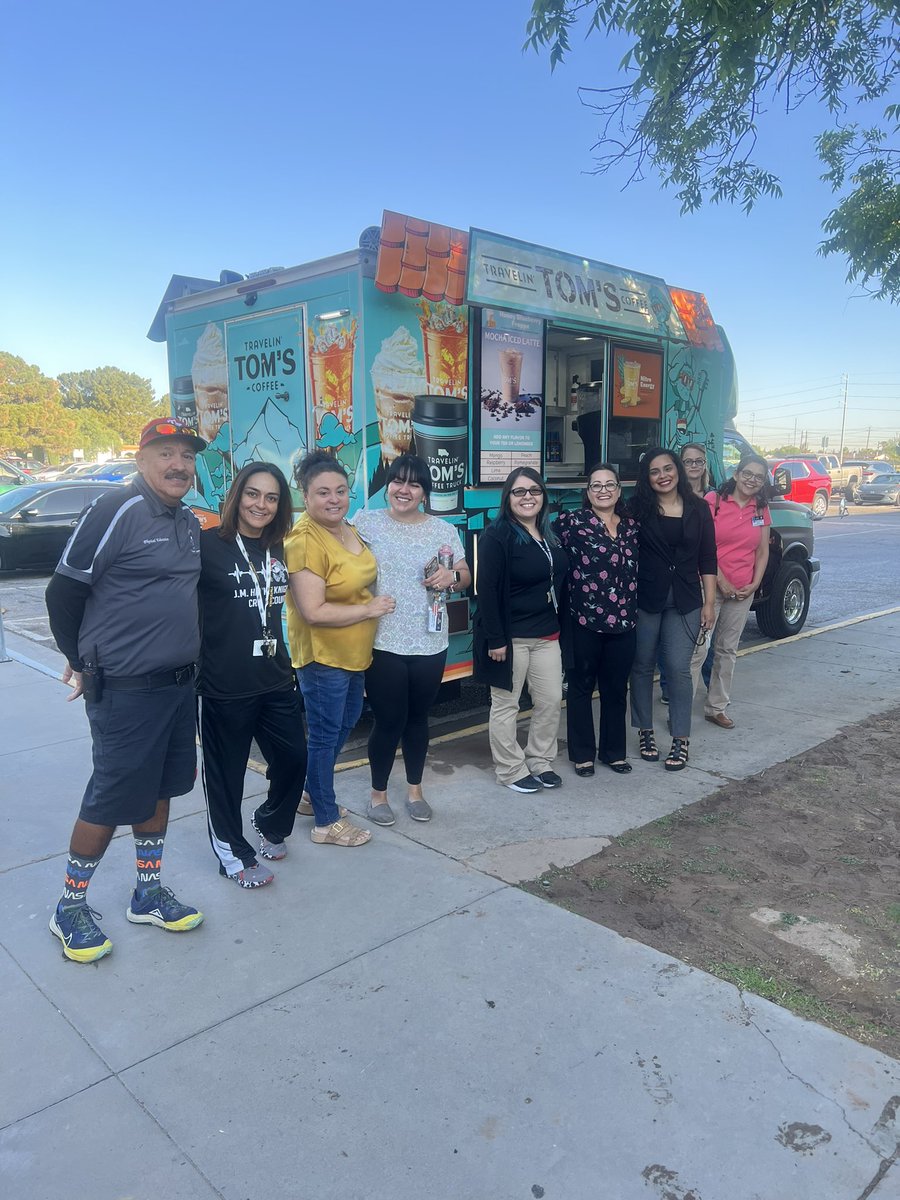 TDSSundancers's tweet photo. Celebrating our amazing teachers and staff @TierraDelSol_ES . A little java to get the day started. Thank you @pto_tierra . @YsletaISD #ParentsMakeADifference https://t.co/N7WahkxzCJ