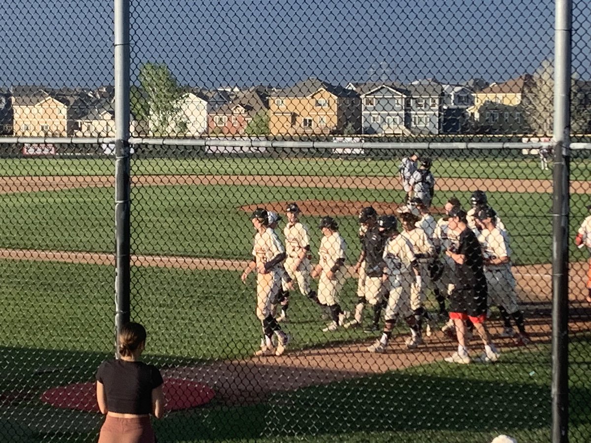 Baseball final: Have an inning Brayden Harbin !! His 2nd HR in the bottom of the 5th ends it as the Raptors defeat Smoky Hill 14-2 this afternoon. 
Connor Brennan gets the win on the mound. <a href="/aurorasports/">Sentinel Prep Sports</a>