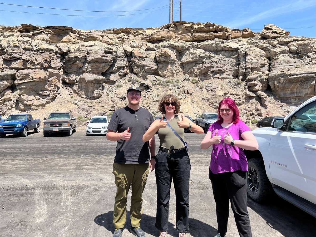 Field work in the Cretaceous Ferron Sandstone, Utah
@UofUGG 
<a href="/haleyhcoe/">Haley</a>, <a href="/over_the_crest/">Dr Emma Morris</a>