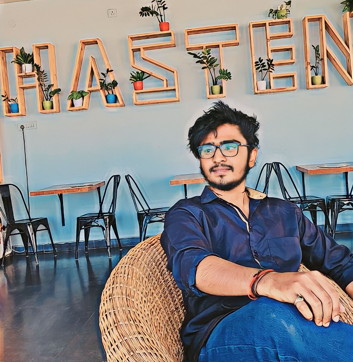 yashwanthpunna's tweet photo. #Trending #saiyashsyk #viral #Yash #trend #hasten #style #act #tweeter #attitude #mytweetviral #like https://t.co/EvXnLB3lpf