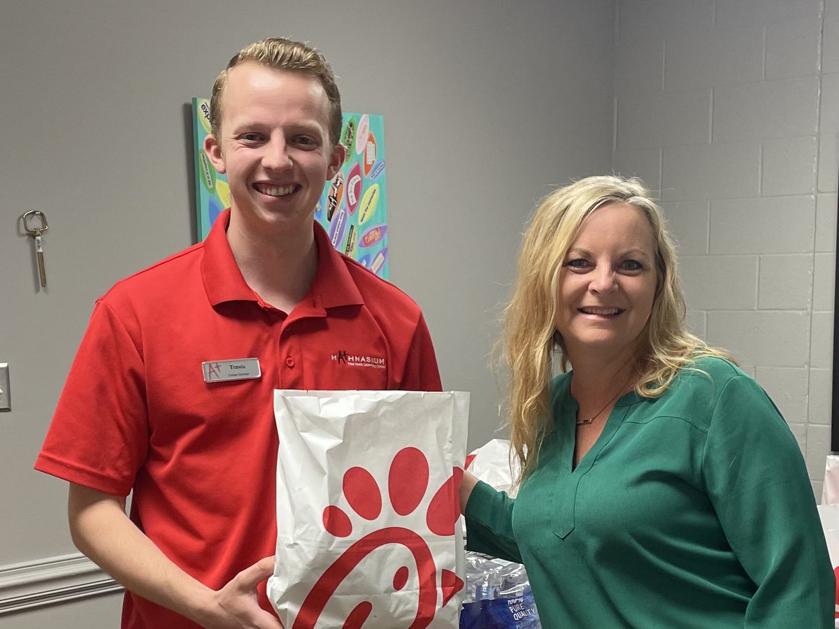 DCS_Overpark's tweet photo. Breakfast and lunch for our Overpark staff today was provided by Mathnasium and the Walker and Washington families! Thank you so much it was delicious! #TeamDCS #TeacherAppreciationWeek https://t.co/pnZ9B5neyv