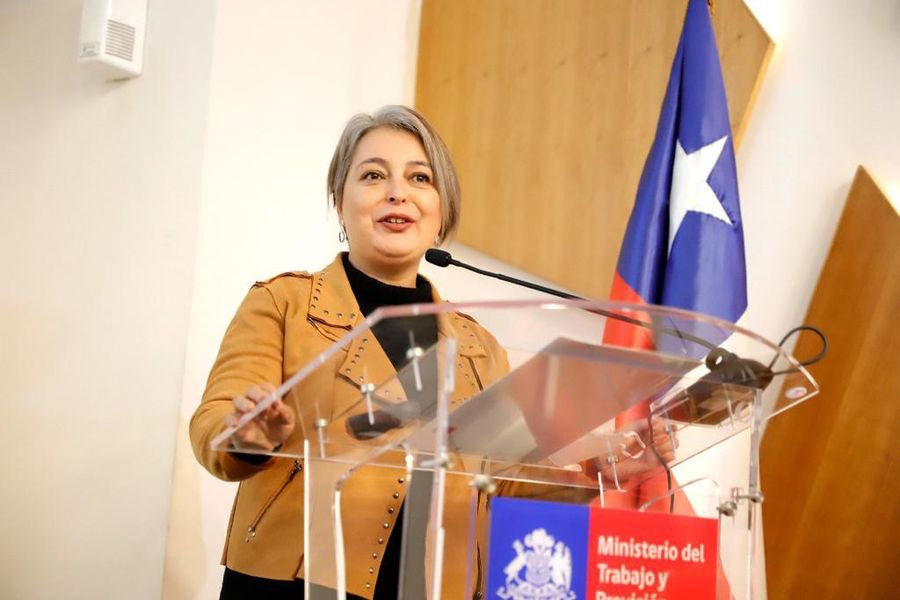 La_Seccion_FA's tweet photo. 🔵Alerta

Hoy la comisión de hacienda despacho el proyecto de salario mínimo de 500 mil pesos, Chilevamos, el conglomerado de derecha y los Republicanos, de ultraderecha han anunciado que van a votar en contra. El sueldo mínimo de 500 mil corre peligro de ser rechazado. https://t.co/p9BOQTVysu