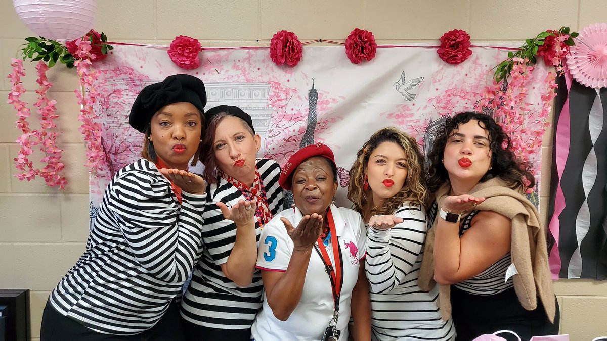 Samantha Moss tweet media