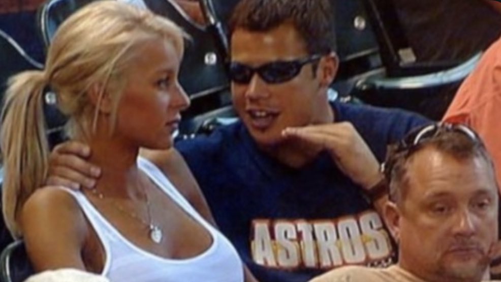 Bonnaroovian tweet media