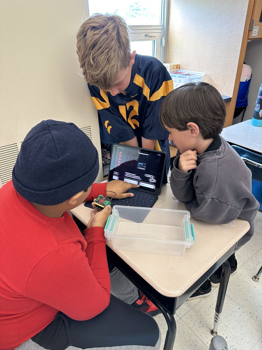 Katelyn Kelly tweet media