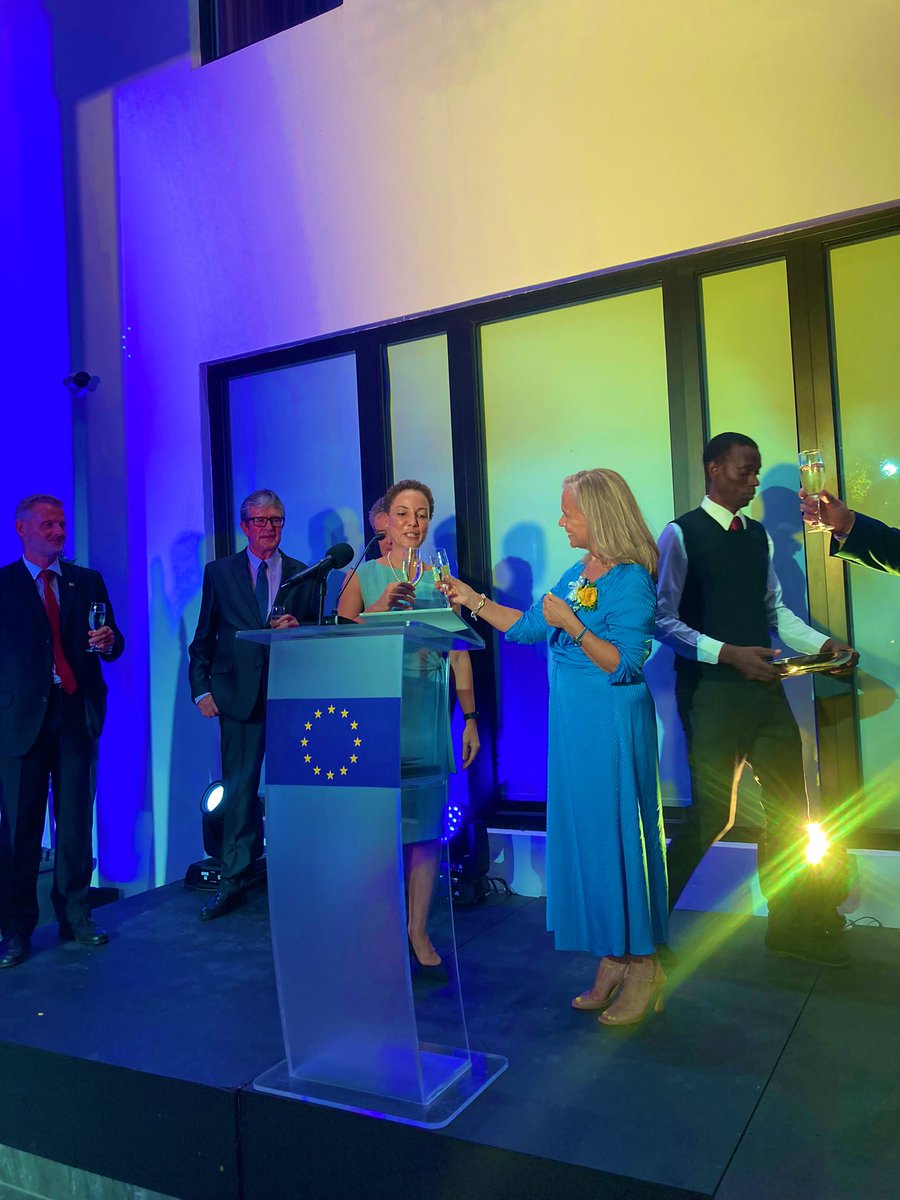 EUinJamaica's tweet photo. 73 years after the #SchumanDeclaration, we are proud of what we have achieved. In the face of contemporary challenges, we are reminded that only through unity and solidarity are we able to maintain the European project. Jamaica remains a solid EU development partner. 

#EuropeDay https://t.co/1L4ceUehX1