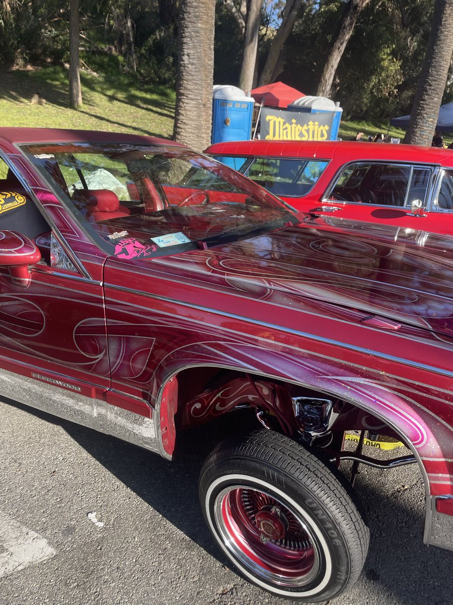 thirrrsst's tweet photo. Low rider inspo https://t.co/2McKFURD0B