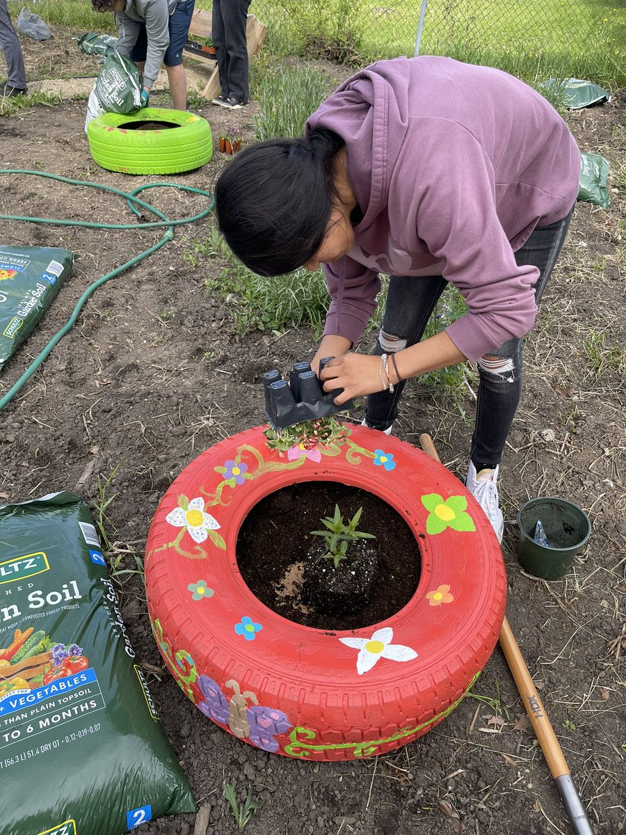 Ms. Bailon tweet media