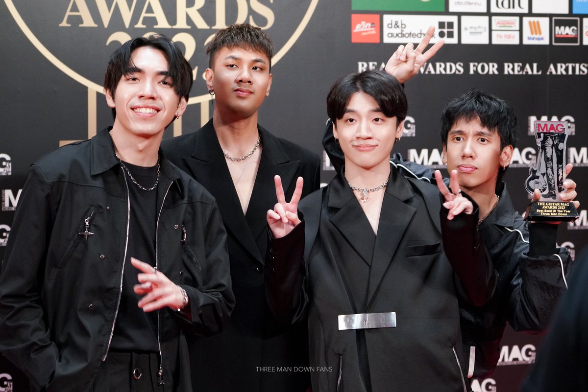 threemandownfan's tweet photo. ยินดีกับวงสำหรับรางวัล Best Band of the Year 💙

ขอบคุณที่���ำงานหนักกันมาโดยตลอด เก่งกันมากๆ เลย ชาวเมืองภูมิใจในตัวพวกคุณเสมอนะ 💙 

ขอบคุณ The Guitar Mag สำหรับรางวัลนี้ด้วยนะคะ 

#ThreeManDown
#TheGuitarMagAwards2023 https://t.co/lBjoPYi3jH