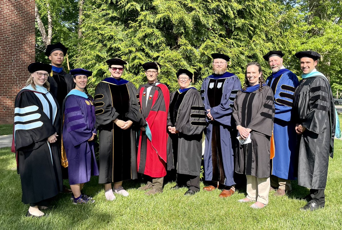 All spruced up to celebrate the grads of 2023 with Department of Content Area Teacher Education colleagues!  <a href="/RowanCED/">Rowan University College of Education</a> <a href="/RowanUniversity/">Rowan University</a> <a href="/RowanAlumni/">Rowan Alumni</a> 
☀️ 👩‍🎓 🦉🌻