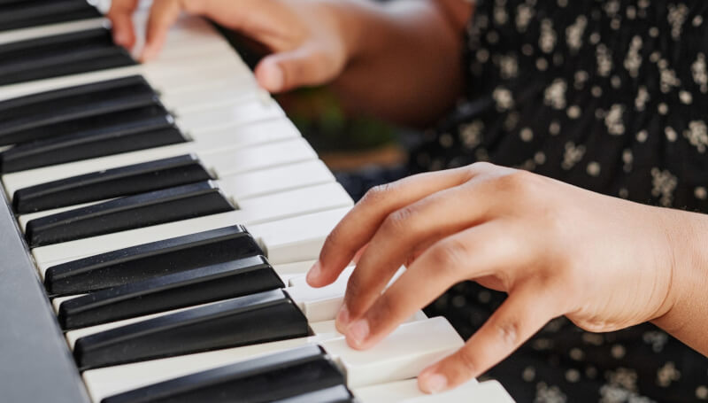 Mr. Roberge is in urgent need of volunteers for the last piano recital happening Thursday, May 11th. *No volunteers signed up for yesterdays piano recital.*

vialpta.ptboard.com/sgnvw?signup=W…