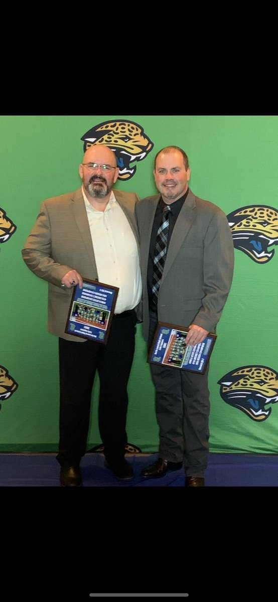 MikeBroughton72's tweet photo. Very honored tonight to be inducted into the inaugural North Laurel Athletic Hall of Fame with the legendary Jimmy Durham and our 2001 KHSAA state championship Team Jaguar Softball Team.  Jimmy has one of the best coaching minds to ever hit the field.  Great seeing our players! https://t.co/1GBQDwPLvo