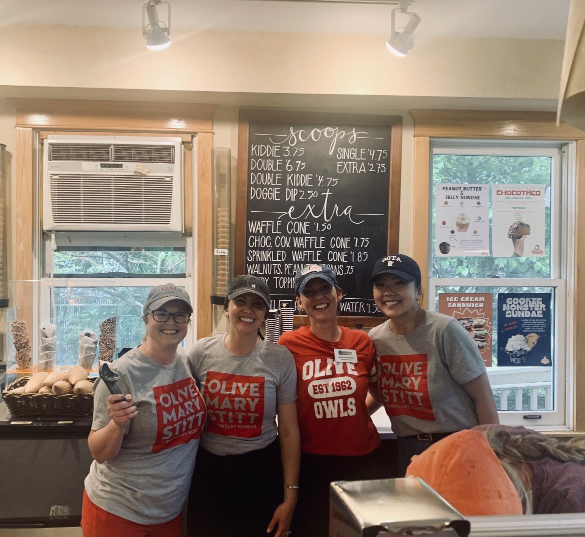 Scoop, scoop HOORAY!

We had the YUMMIEST school fundraiser today. 🍦🍨

Thank you to Capannari’s for hosting such a fun COOLEST SCHOOL competition and to our celebrity scoopers for serving up school spirit!

#oliveowls #olivemarystitt #coolestschool #schoolfundraiser #olivepta