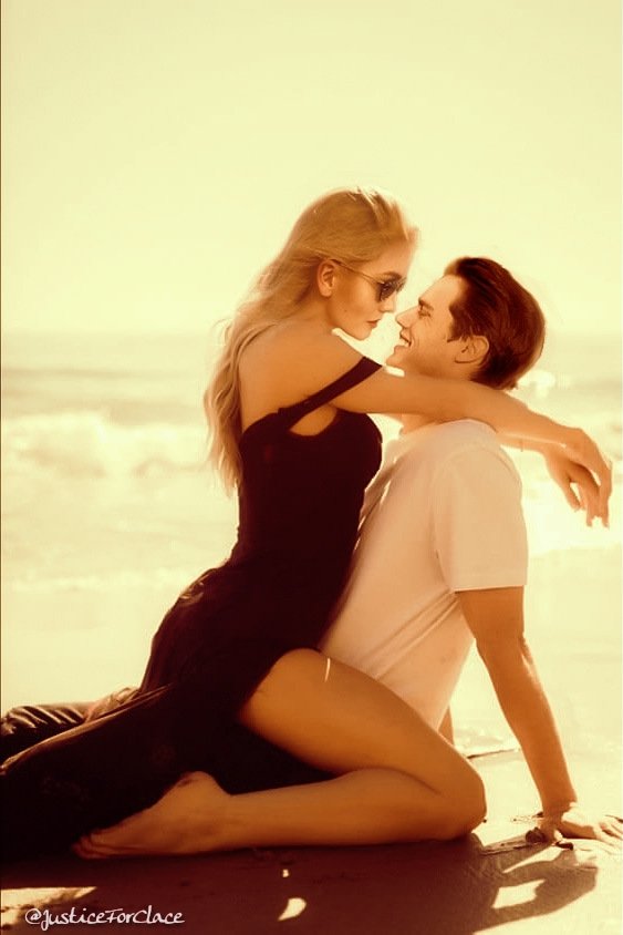 justiceforclace's tweet photo. #Katnic fanart
@Kat_McNamara @domsherwood
#SaveClace #ClaceHappyEndingTWP
#Saveshadowhunters #Clace
#ClaceWeddingTWP
#Shadowhuntersfans #Shdowhunterslegacy #Shadowfan https://t.co/fryi9fTBHK